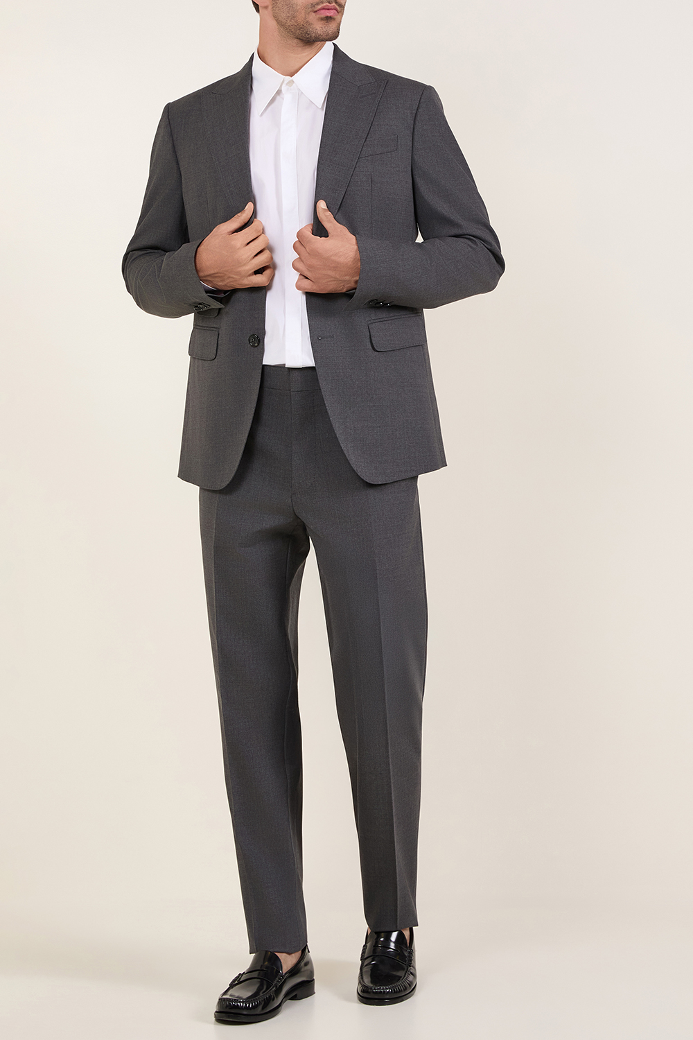 חליפה מחוייטת - ז'קט ומכנסיים